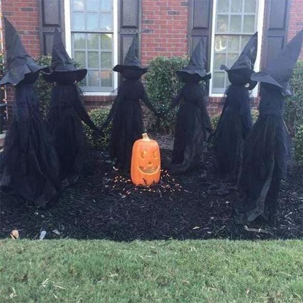 WitchCrow - Halloween Witch Coven Decoration Set